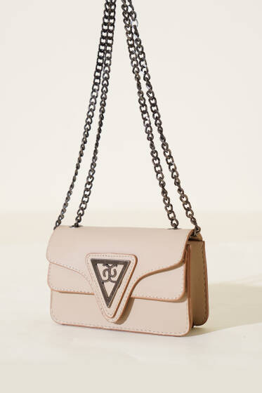 Üçgen Armalı Zincir Askılı Çanta Bej - Kol Çantası