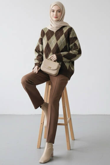 Üçgen Baklava Desenli Triko Kazak Kahve - Triko Kazak