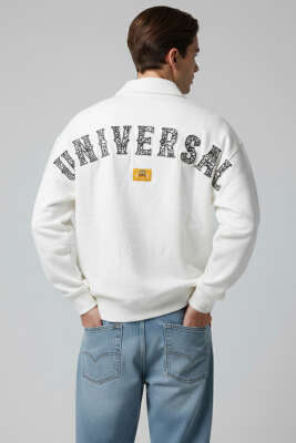 Universal Nakışlı Fermuarlı Erkek Sweatshirt Ekru - Erkek Sweatshirt