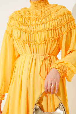 Üstü Lastik Büzgülü Şifon Elbise Sarı - Tesettür Elbise