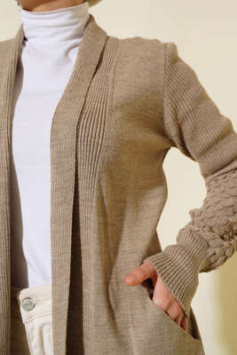 Üzüm Kol Bağcıklı Uzun Hırka Vizon - Triko Hırka