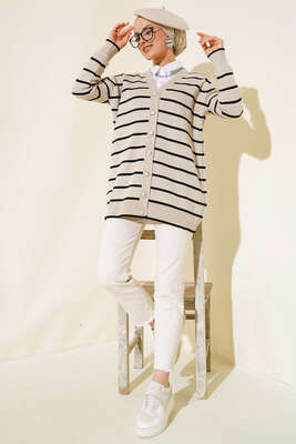 Uzun Düğmeli Çizgili Triko Hırka Taş - Triko Hırka