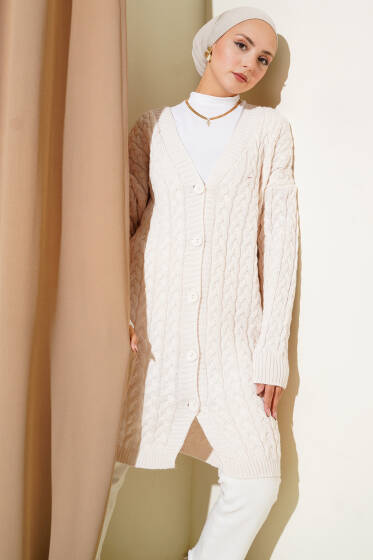 Uzun Düğmeli Örgü Triko Hırka Bej - Hırka