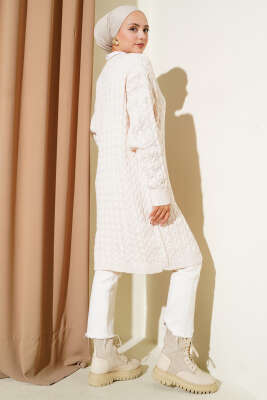 Uzun Düğmeli Örgü Triko Hırka Bej - Triko Hırka