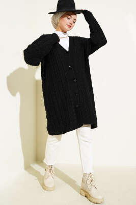 Uzun Düğmeli Örgü Triko Hırka Siyah - Triko Hırka