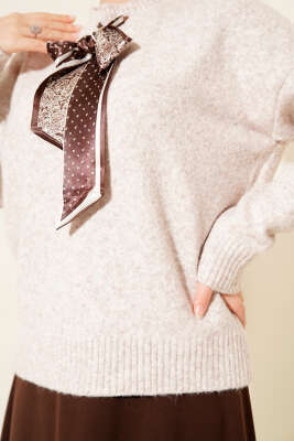 Uzun Fularlı Triko Kazak Bej - Triko Kazak