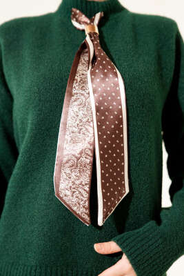 Uzun Fularlı Triko Kazak Zümrüt - Triko Kazak