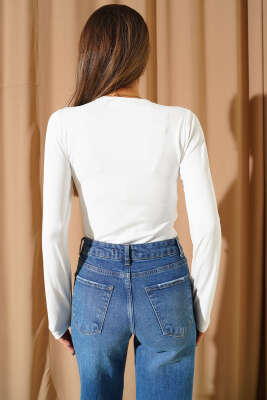 Uzun Kol Çıtçıtlı Body Beyaz - Kadın Giyim Modelleri