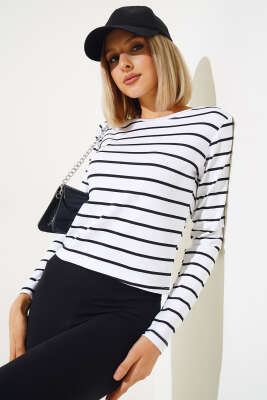 Uzun Kol Çizgili Bluz Beyaz Siyah - Kadın Giyim Modelleri