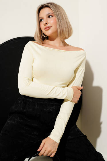 Uzun Kol Kayık Yaka Bluz Sarı - Kadın Giyim Modelleri