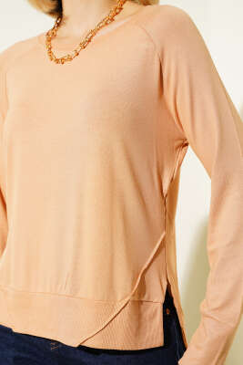 Uzun Kol Yırtmaçlı Viskon Bluz Latte - Yılın Fırsatı