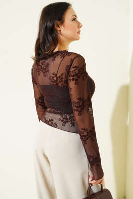 Uzun Kollu Çiçekli Tül Bluz Acı Kahve - Kadın Giyim Modelleri