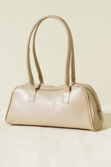 Uzun Kulplu Fermuarlı Baget Çanta Bej - Kol Çantası