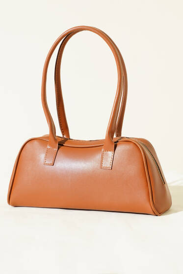 Uzun Kulplu Fermuarlı Baget Çanta Taba - Kol Çantası