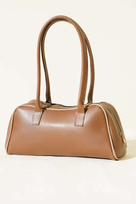 Uzun Kulplu Fermuarlı Baget Çanta Vizon 