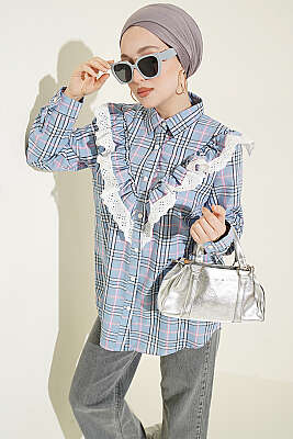 V Brode Fırfırlı Ekoseli Gömlek Mavi - HATUN