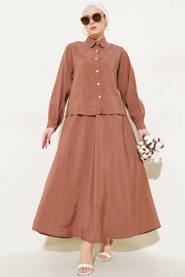 V Dikişli Etekli İkili Takım Kahve - İkili Takım