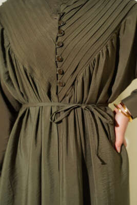 V Nervürlü Brit Düğmeli Modal Elbise Haki - Elbise