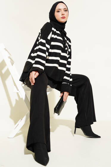 V Yaka Bağcıklı Çizgili Triko İkili Takım Siyah - İkili Takım