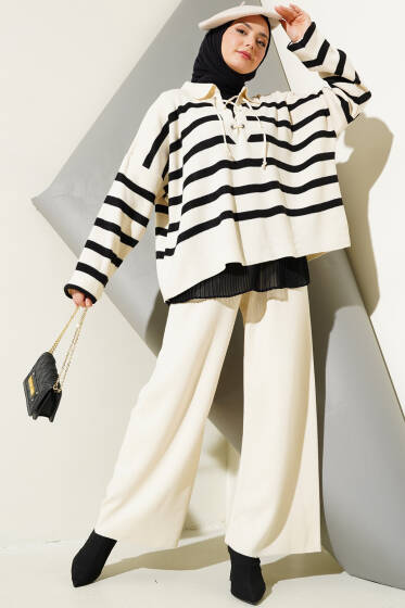 V Yaka Bağcıklı Çizgili Triko İkili Takım Taş - İkili Takım