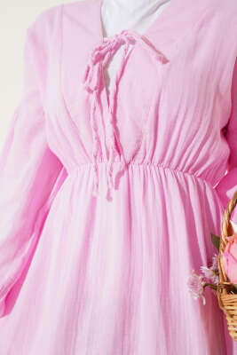 V Yaka Bağcıklı Elbise Pembe - Tesettür Elbise