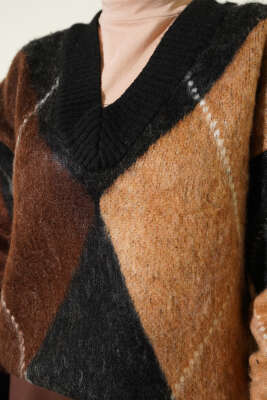 V Yaka Baklava Desenli Triko Kazak Siyah - Triko Kazak