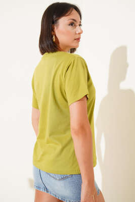 V Yaka Basic T-shirt Yağ Yeşili - Kadın Giyim Modelleri