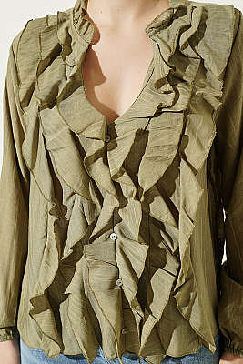 V Yaka Çizgili Fırfırlı Bluz Haki - Kadın Giyim Modelleri