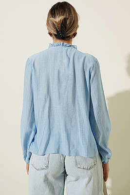 V Yaka Çizgili Fırfırlı Bluz Mavi - Kadın Giyim Modelleri