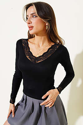 V Yaka Dantel Detaylı Bluz Siyah - ORIGINAL