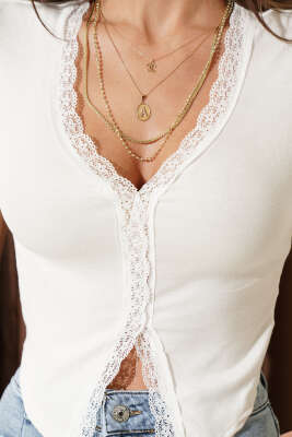 V Yaka Dantelli Crop Ekru - Kadın Giyim Modelleri