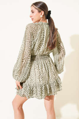V Yaka Desenli Fırfırlı Şifon Mini Elbise Haki - Kadın Giyim Modelleri