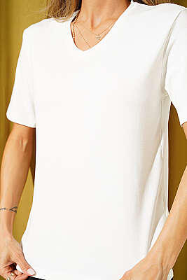 V Yaka Detaylı Basic T-shirt Ekru - Kadın Spor T-shirt