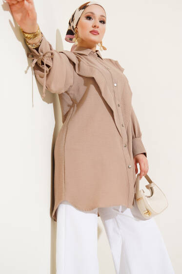 V Yaka Fırfırlı Tunik Bej - Tunik
