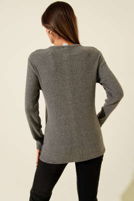 V Yaka Fitilli Kaşe Bluz Füme - Kadın Giyim Modelleri