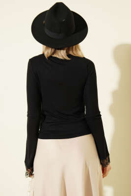 V Yaka Kol Dantelli Bluz Siyah - Kadın Giyim Modelleri