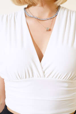 V Yaka Likralı Crop Beyaz - Kadın Giyim Modelleri