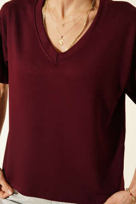 V Yaka Loyşa T-shirt Mürdüm - Kadın Giyim Modelleri