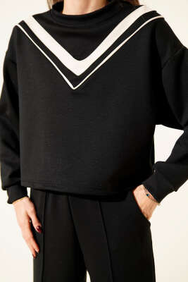V Yaka Şeritli Sweatshirt İkili Takım Siyah - İKİLİ TAKIM