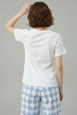 V Yaka Taşlı T-shirt Ekru - Kadın Giyim Modelleri