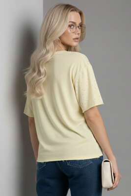 V Yaka Taşlı T-shirt Sarı - Kadın Giyim Modelleri
