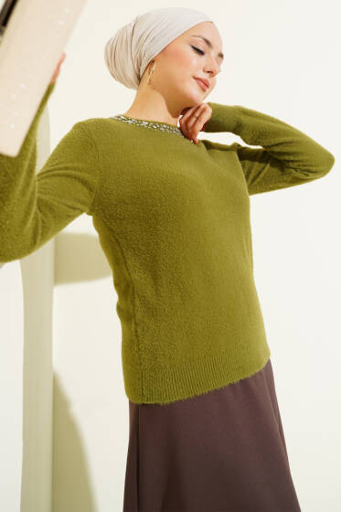 Yakası Taşlı Sakallı Kazak Yeşil - Triko Kazak