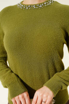 Yakası Taşlı Sakallı Kazak Yeşil - Triko Kazak