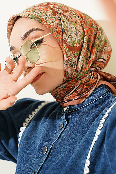 Velora Desenli Soft Eşarp Camel - Başörtüsü