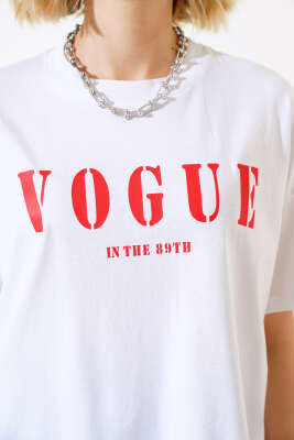 Vogue Baskılı T-shirt Beyaz - Kadın Giyim Modelleri