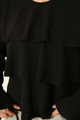 Volan Kollu Fırfırlı Bluz Siyah - Kadın Giyim Modelleri