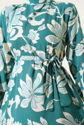 Volanlı Desenli Kuşaklı Elbise Yeşil - Tesettür Elbise