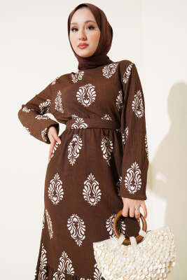 Volanlı Kuşaklı Desenli Bürümcük Elbise Kahve - Tesettür Elbise