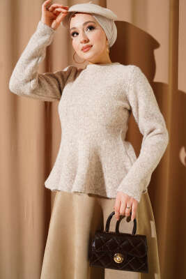 Volanlı Yumoş Triko Kazak Bej - VANİZA TRİKO