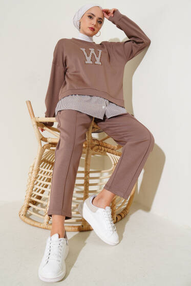 W Baskılı Çizgi Garnili İkili Takım Kahve - İkili Takım